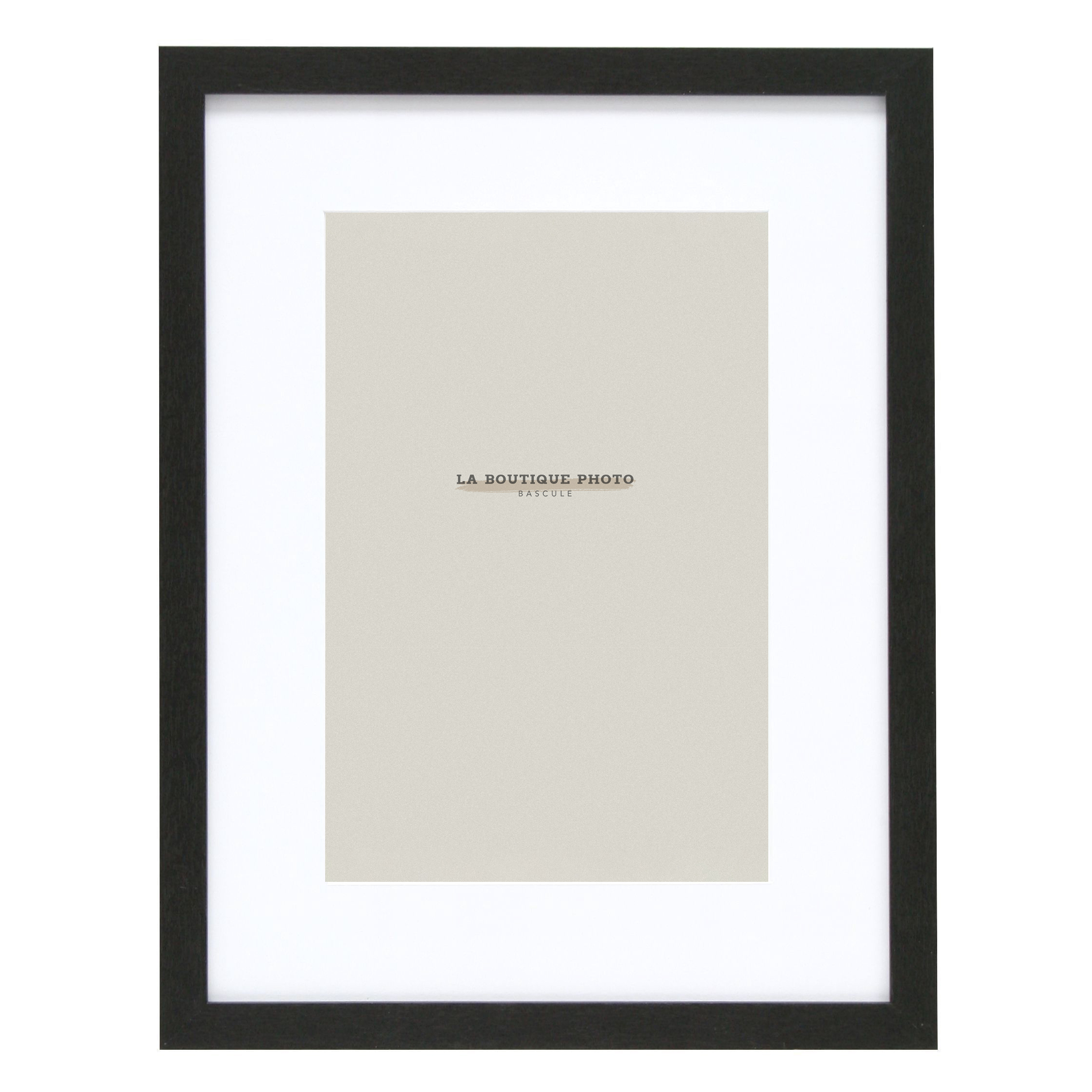 Cadre photo grand format en bois noir avec passe-partout